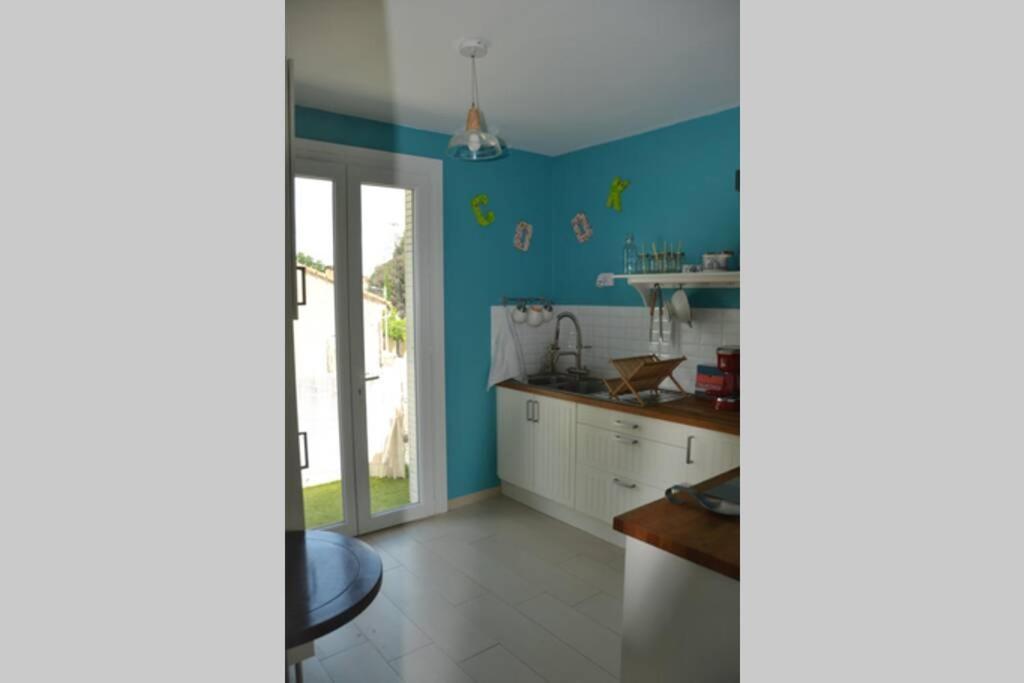 Appartement Lumineux Et Calme Avec Terrasse Αβινιόν Εξωτερικό φωτογραφία